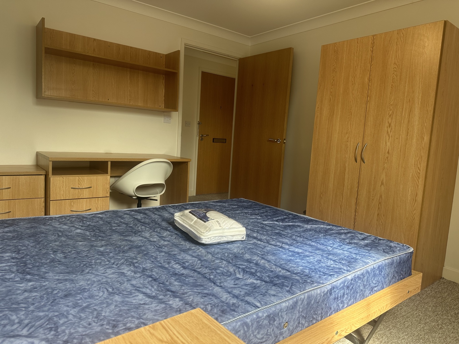 Bedroom desk and storage, Flat 10 Conel Court