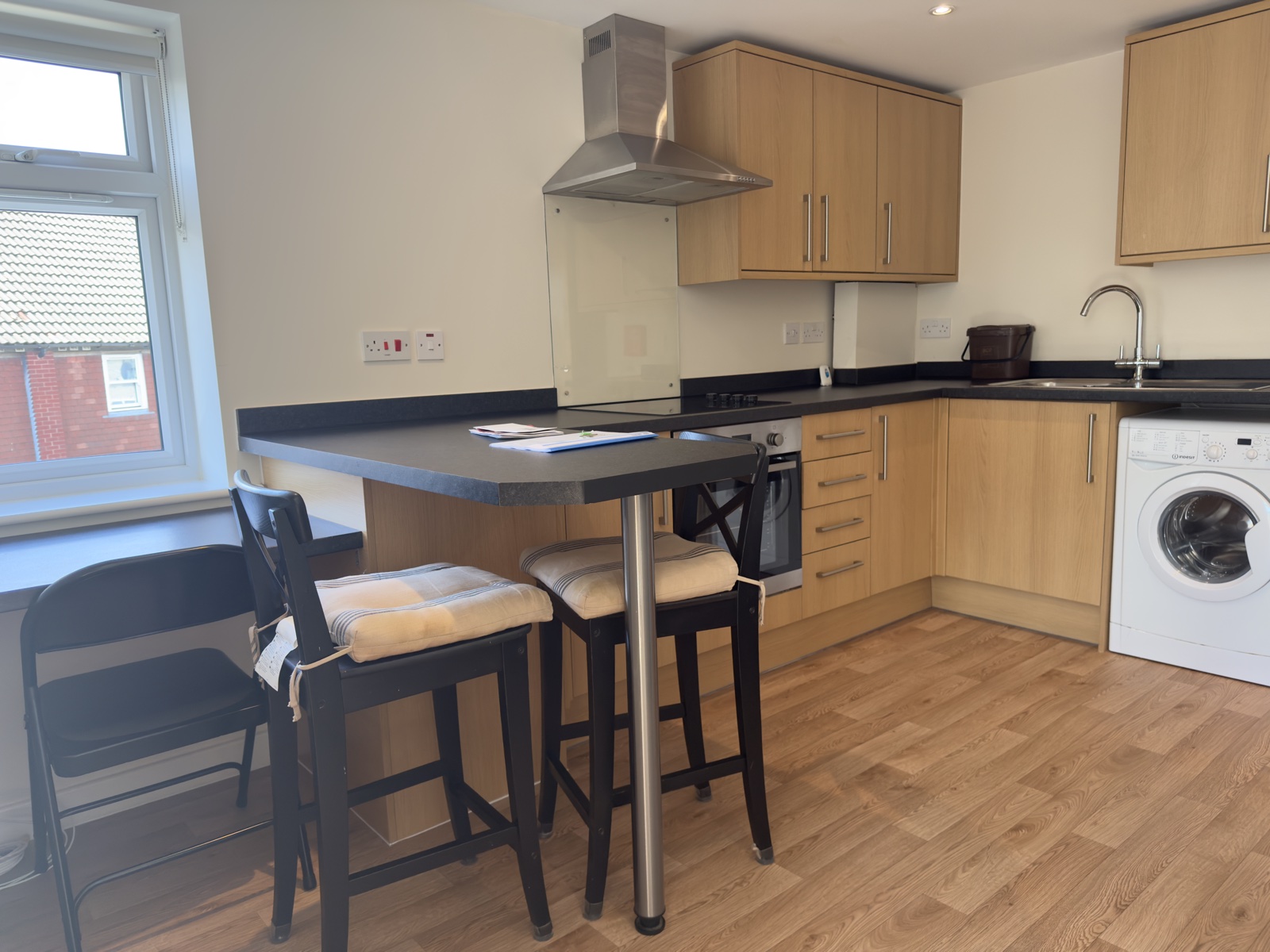 Kitchen and breakfast bar, Flat 5 Richmond Court